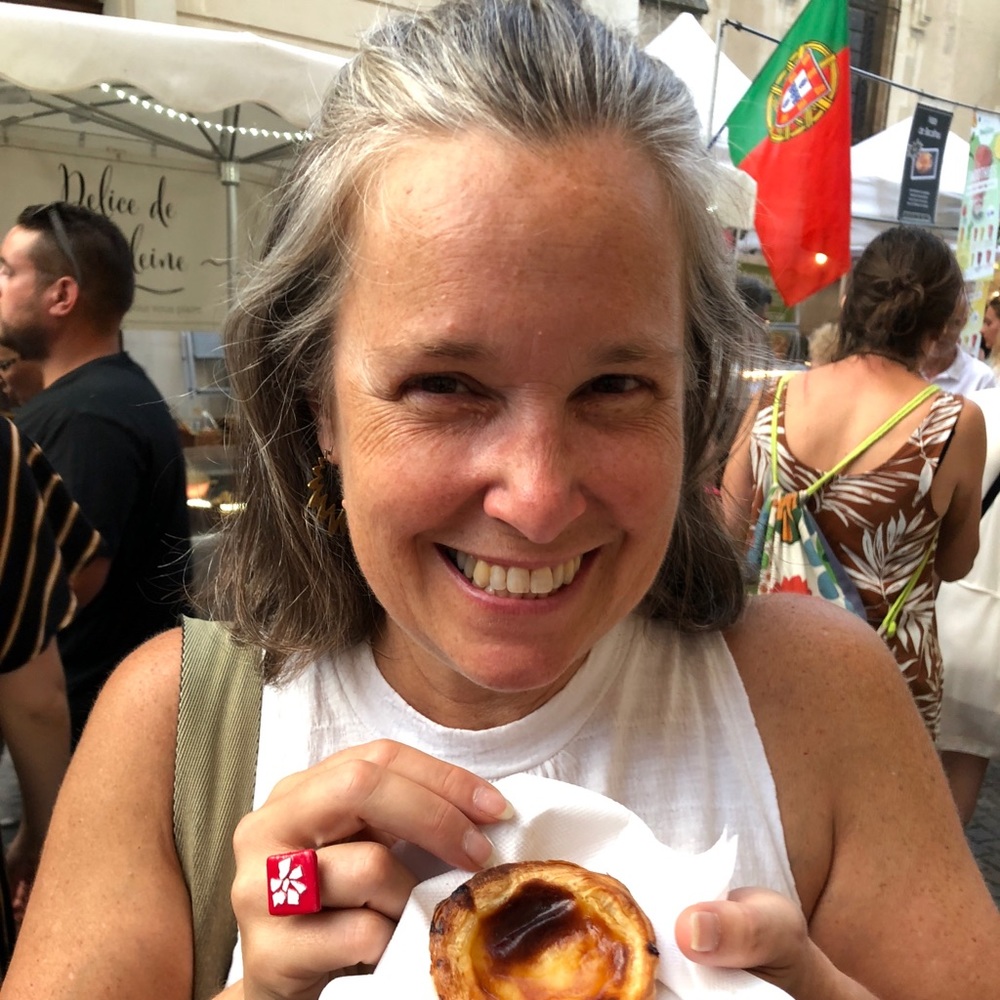 Meet your Posher, Jennifer